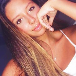 Meet your Posher, Lexi